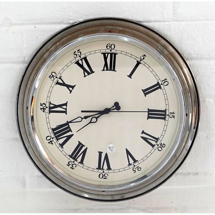 QUARTZ WALL CLOCK