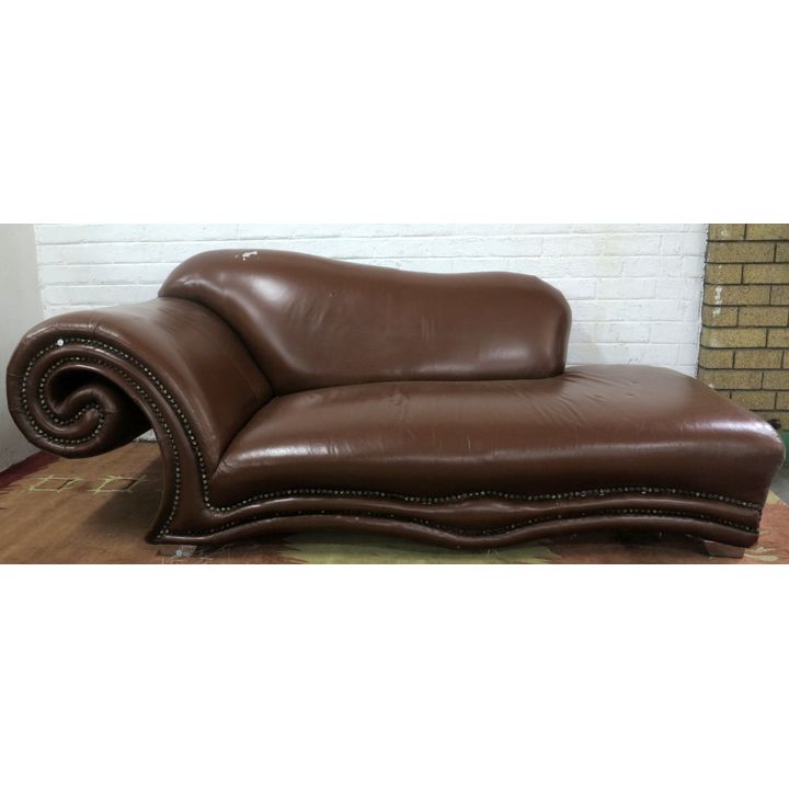 LEATHER UPHOLSTERED DAY BED