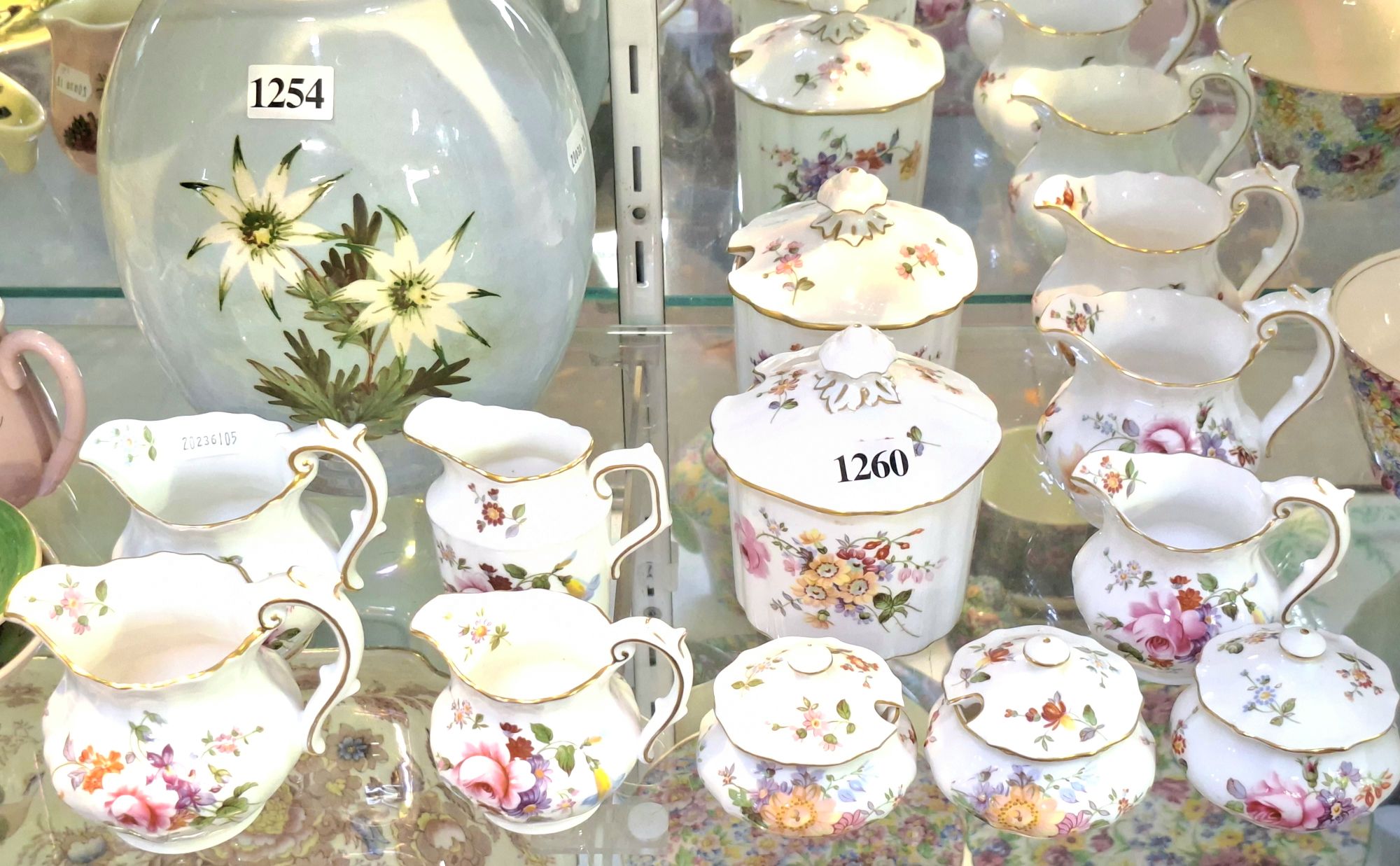 1260 · ROYAL CROWN DERBY