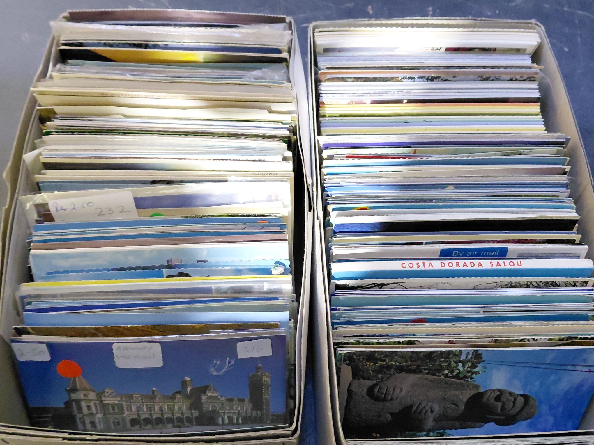 324 · POSTCARDS - VIEWS AND RAILWAYS