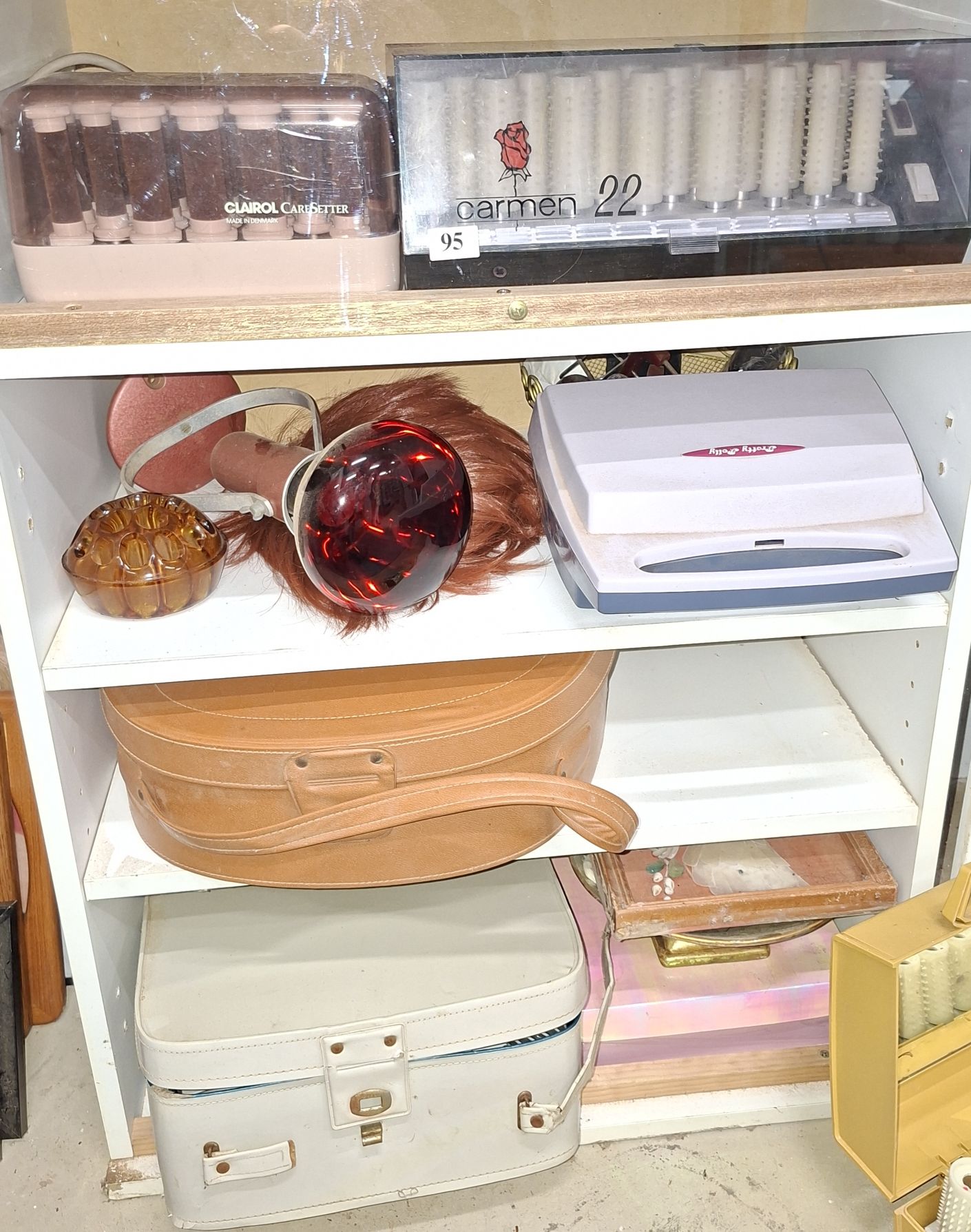 95 · LADIES HAIR EQUIPMENT