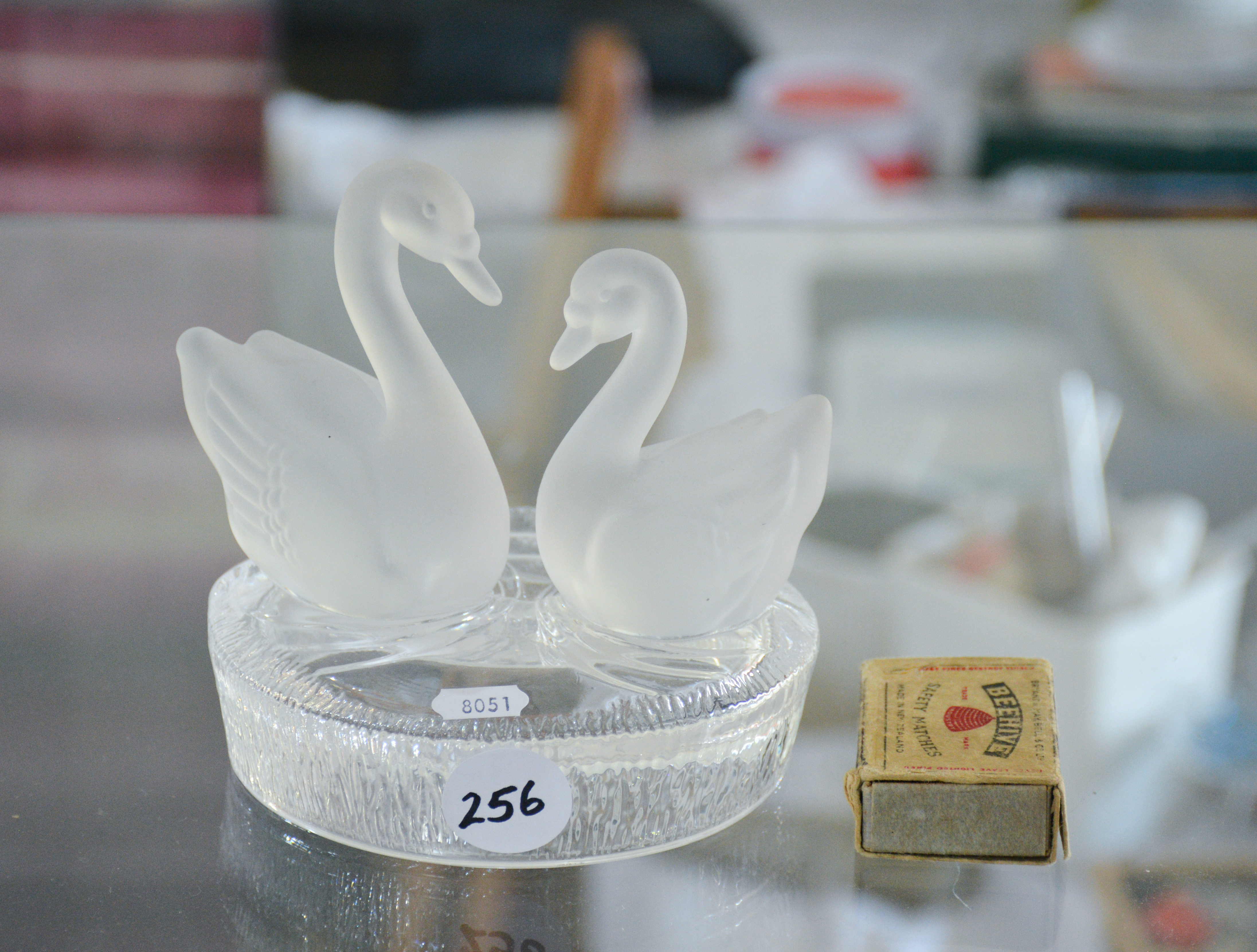 Art Glass Swan Ornament — NZ auction result