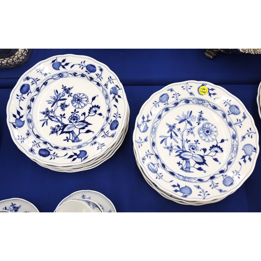 Set 10 Meissen Blue Onion Dinner Plates 9.5''