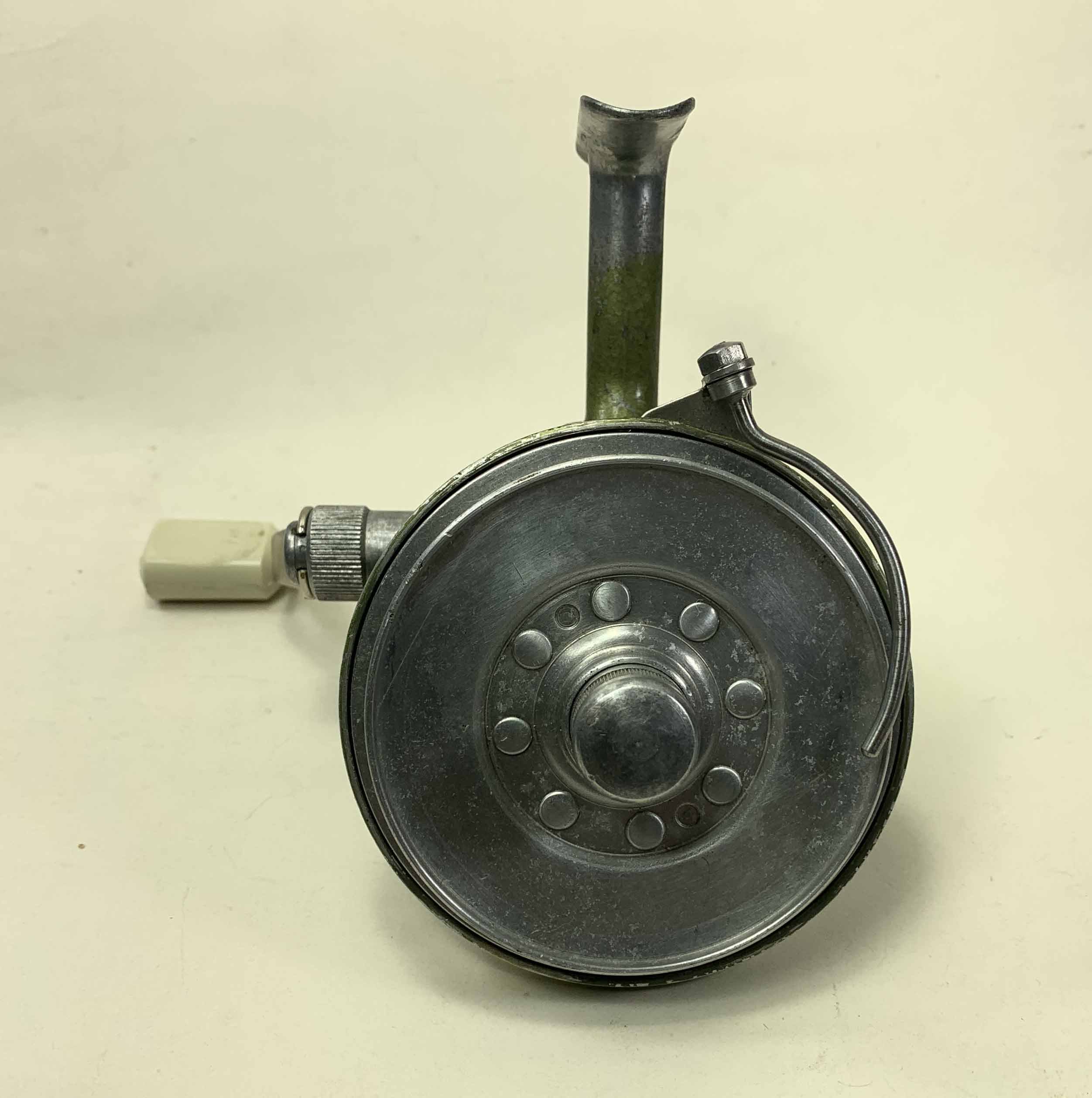 Vintage AIREX VIC Spinning Reel | The Angling Marketplace
