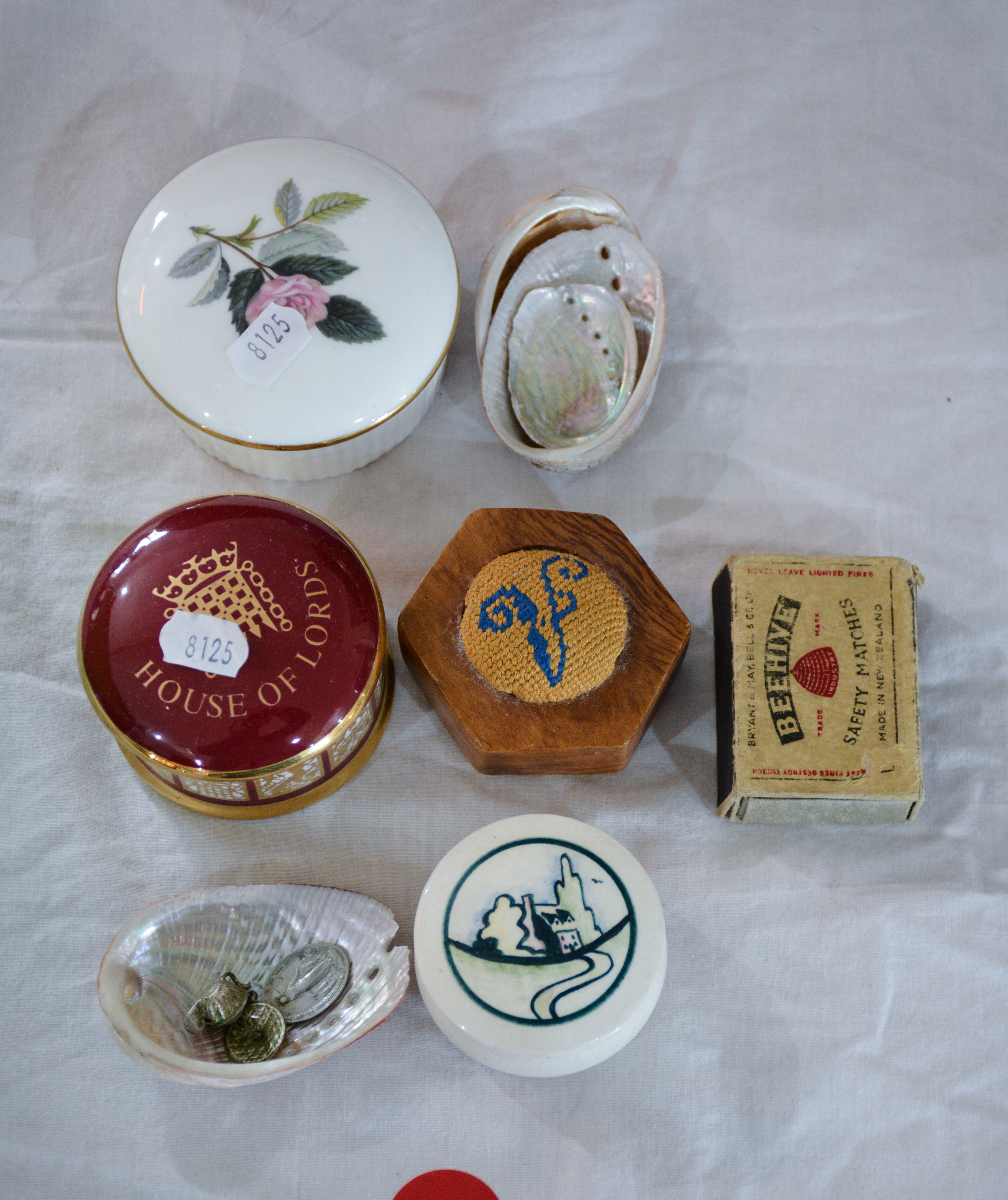 Small Containers and Collectables — sold at auction in New Zealand for $20
