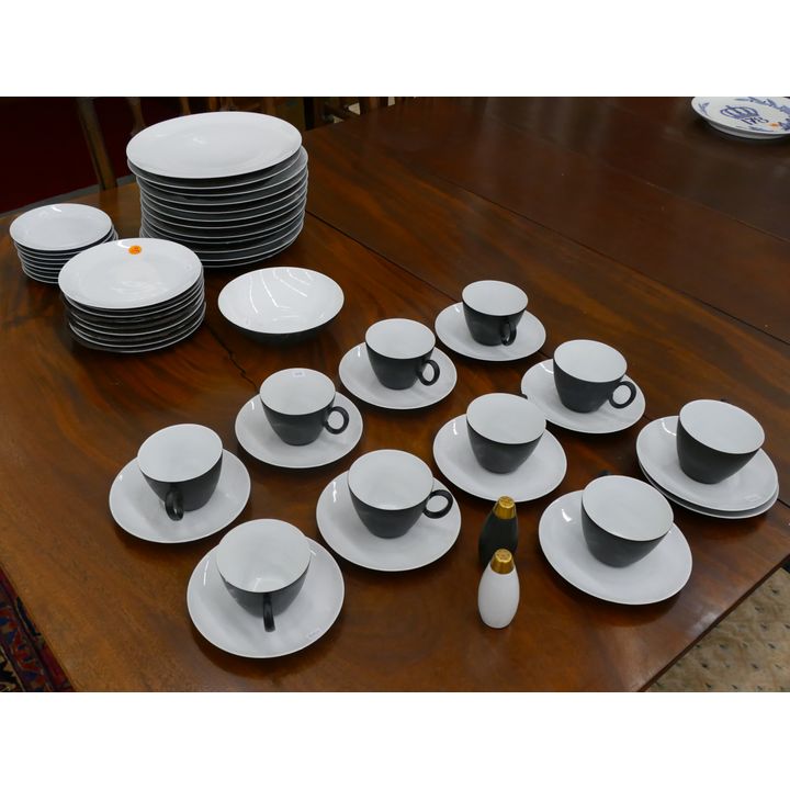 41pc Raymond Loewy for Roenthal Continental Charcoal Dinner Service
