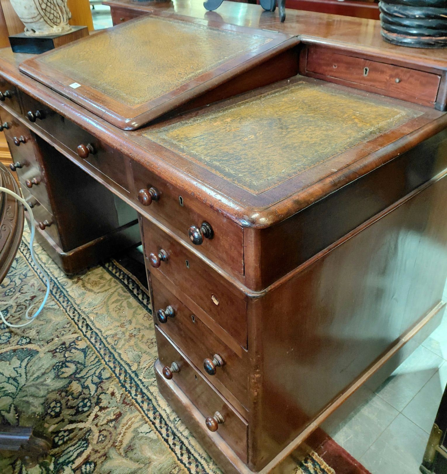 77 · 19TH CENTURY DICKENS DESK