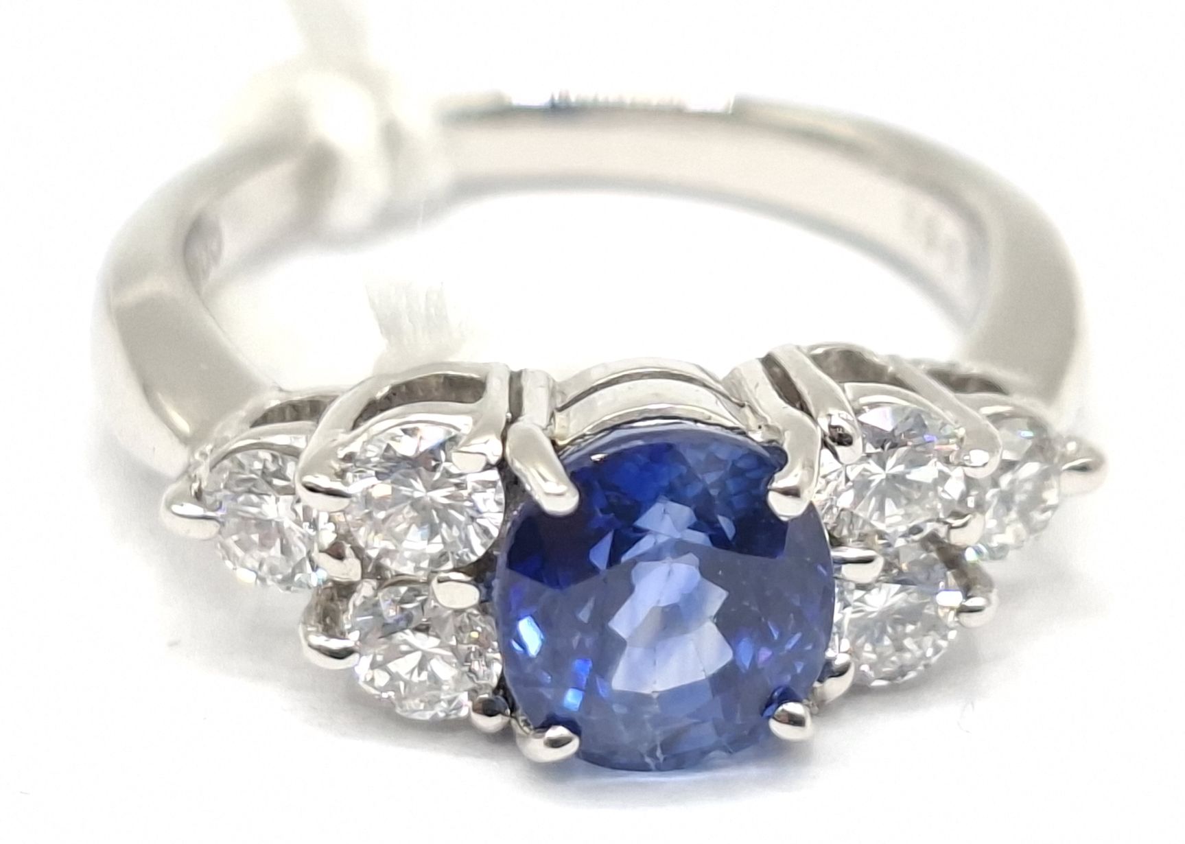 1164 · PLATINUM SAPPHIRE DIAMOND RING