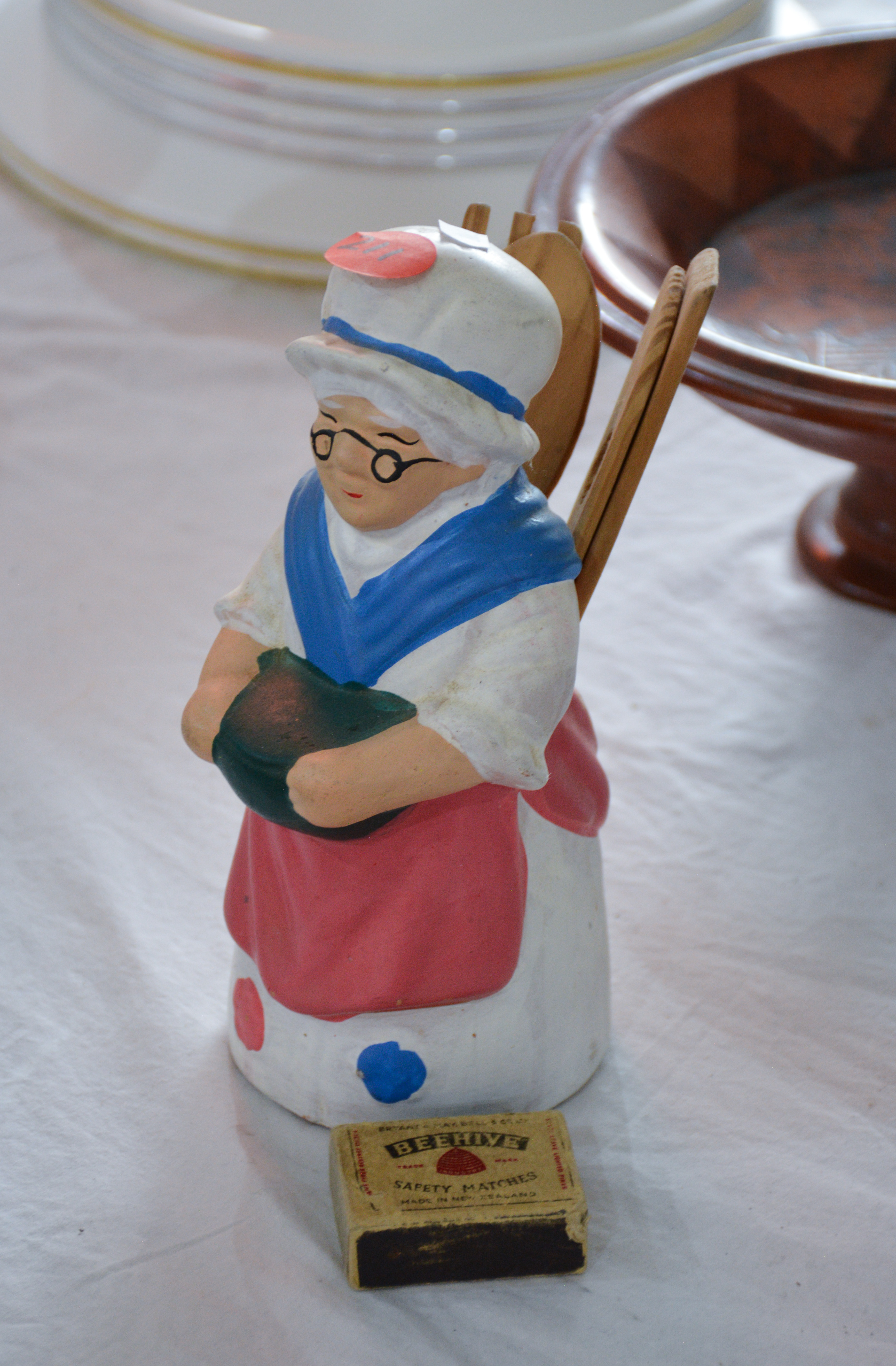 Ceramic Grandma Cooking Utensil Holder — NZ auction result