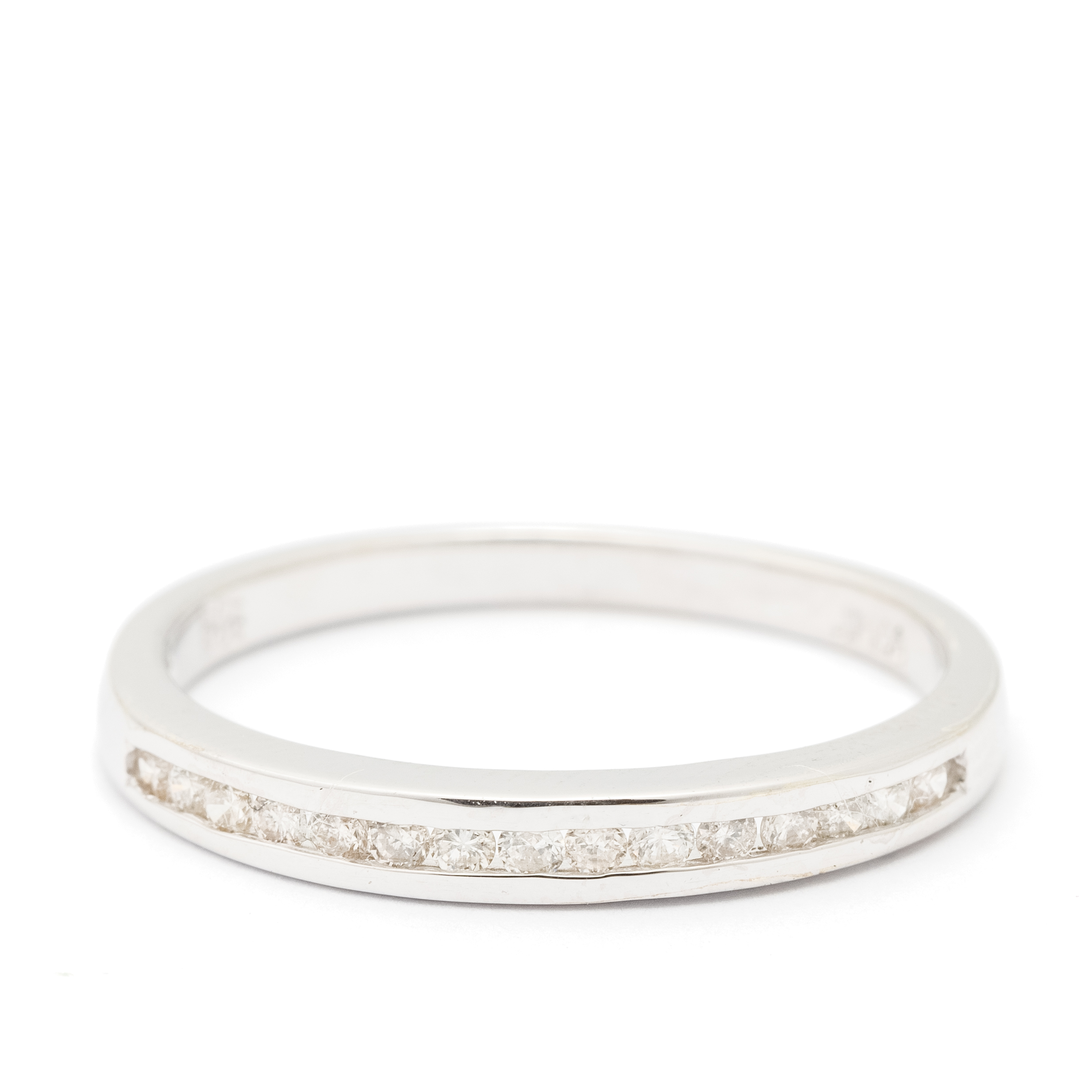 281 · Diamond 9ct Gold Ring