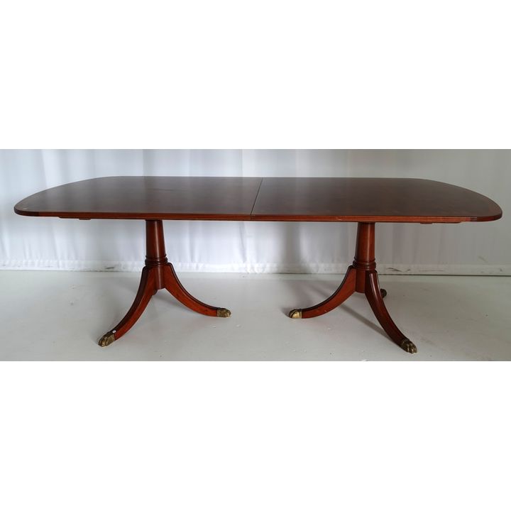 EXTENSION TWIN PEDESTAL DINING TABLE