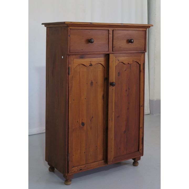 PINE KITCHEN CUPBOARD