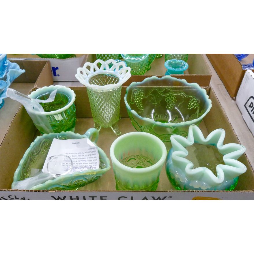 Box 6pc Green Opalescent Glass