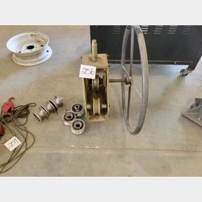 Pipe bender Good condition, with extras size dies