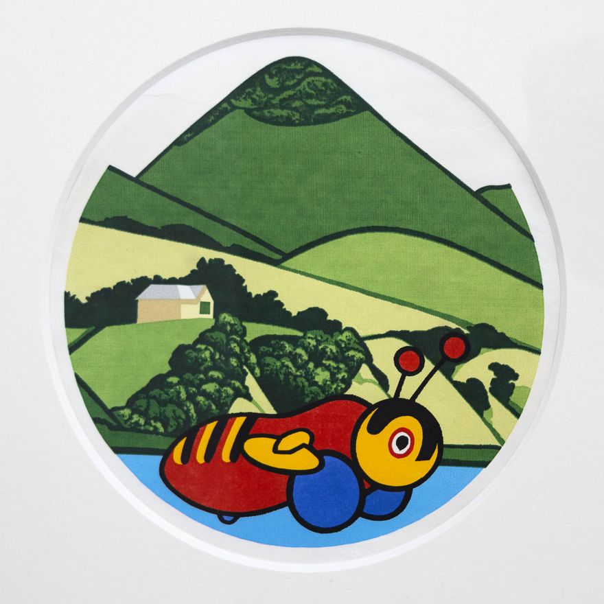 Robin White 'Buzzy Bee'
