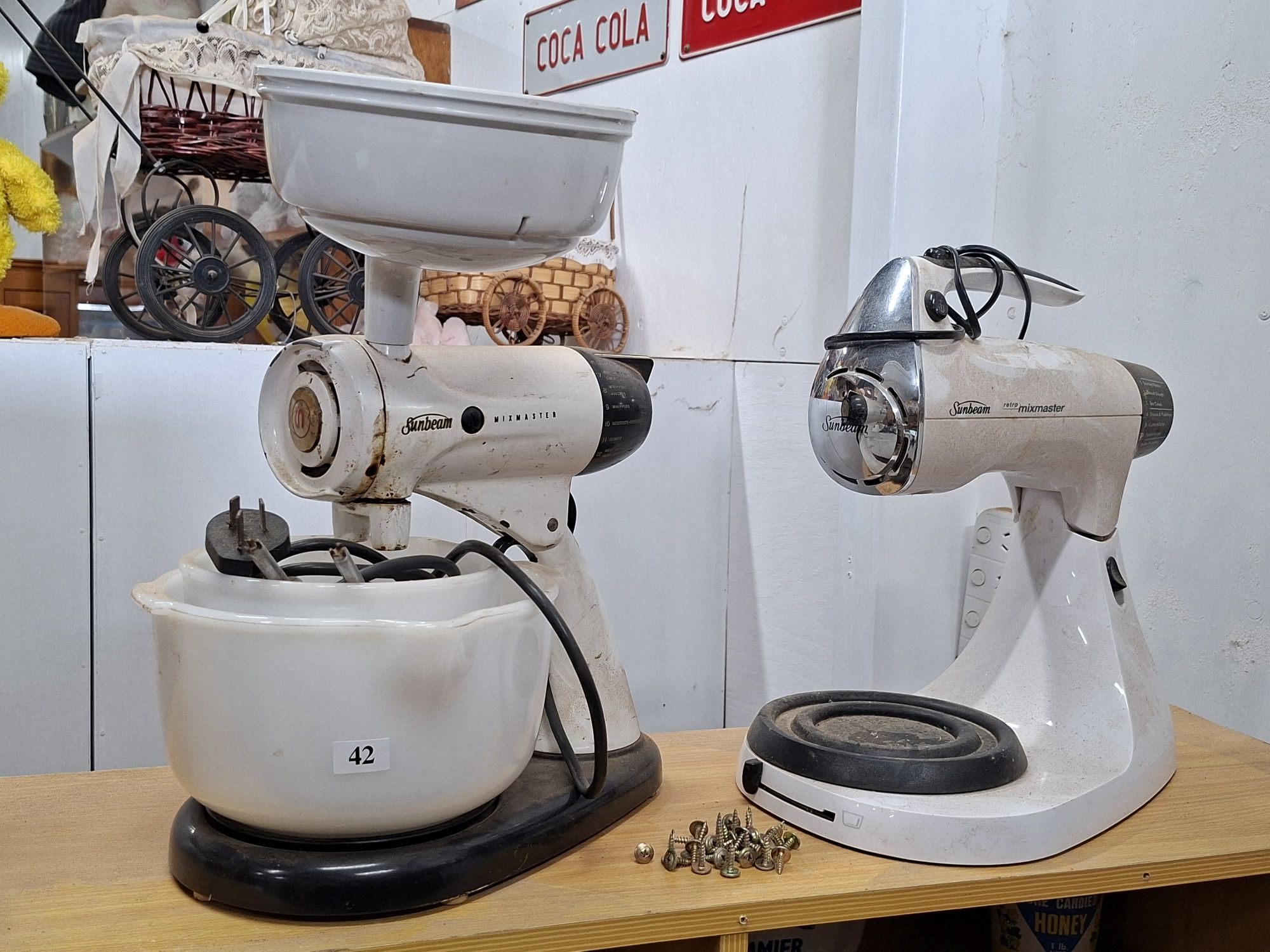 42 · SUNBEAM MIXMASTERS
