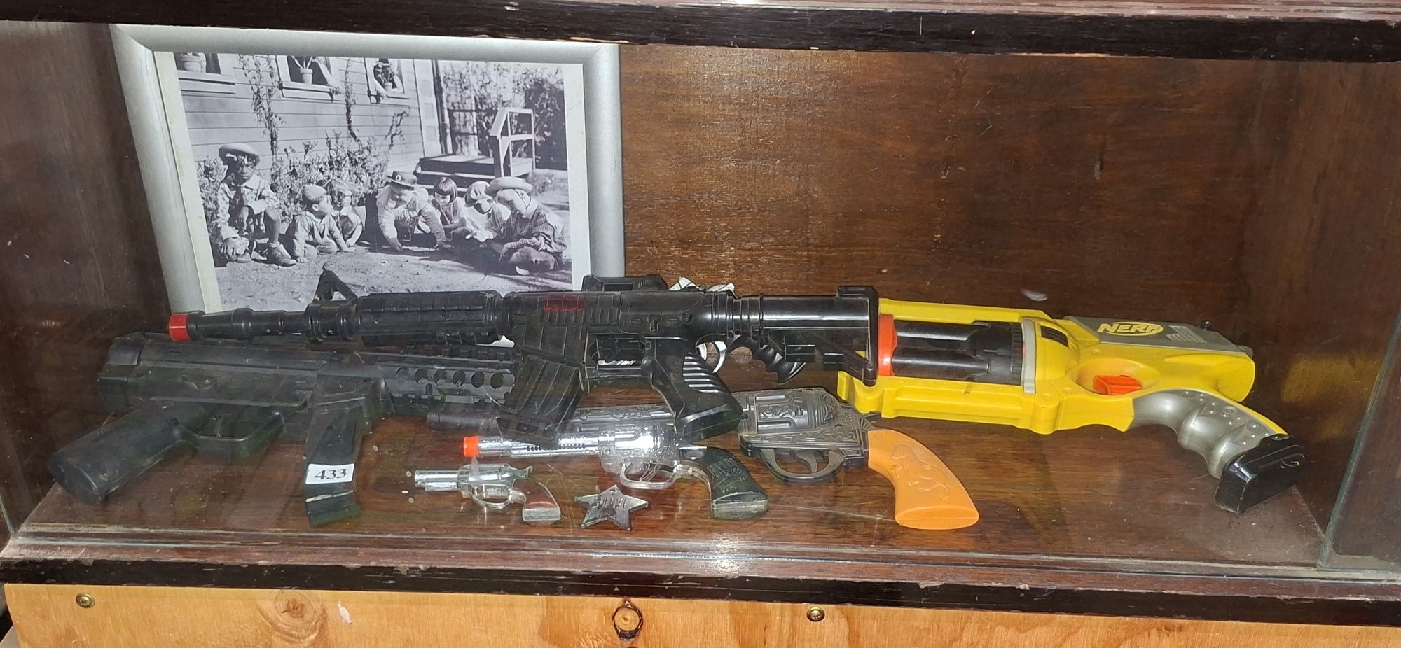 Toy Guns