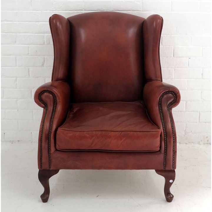 LEATHER UPHOLSTERED WINGBACK CHAIR