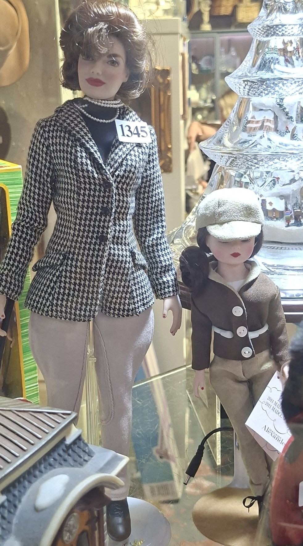 1345 · JACQUI KENNEDY DOLLS