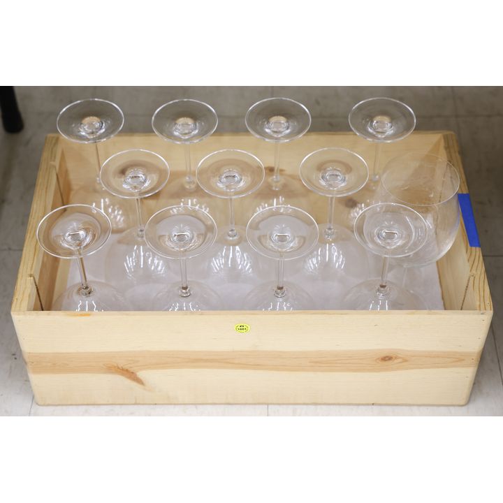 Set 12 Large Crystal Wine Goblets