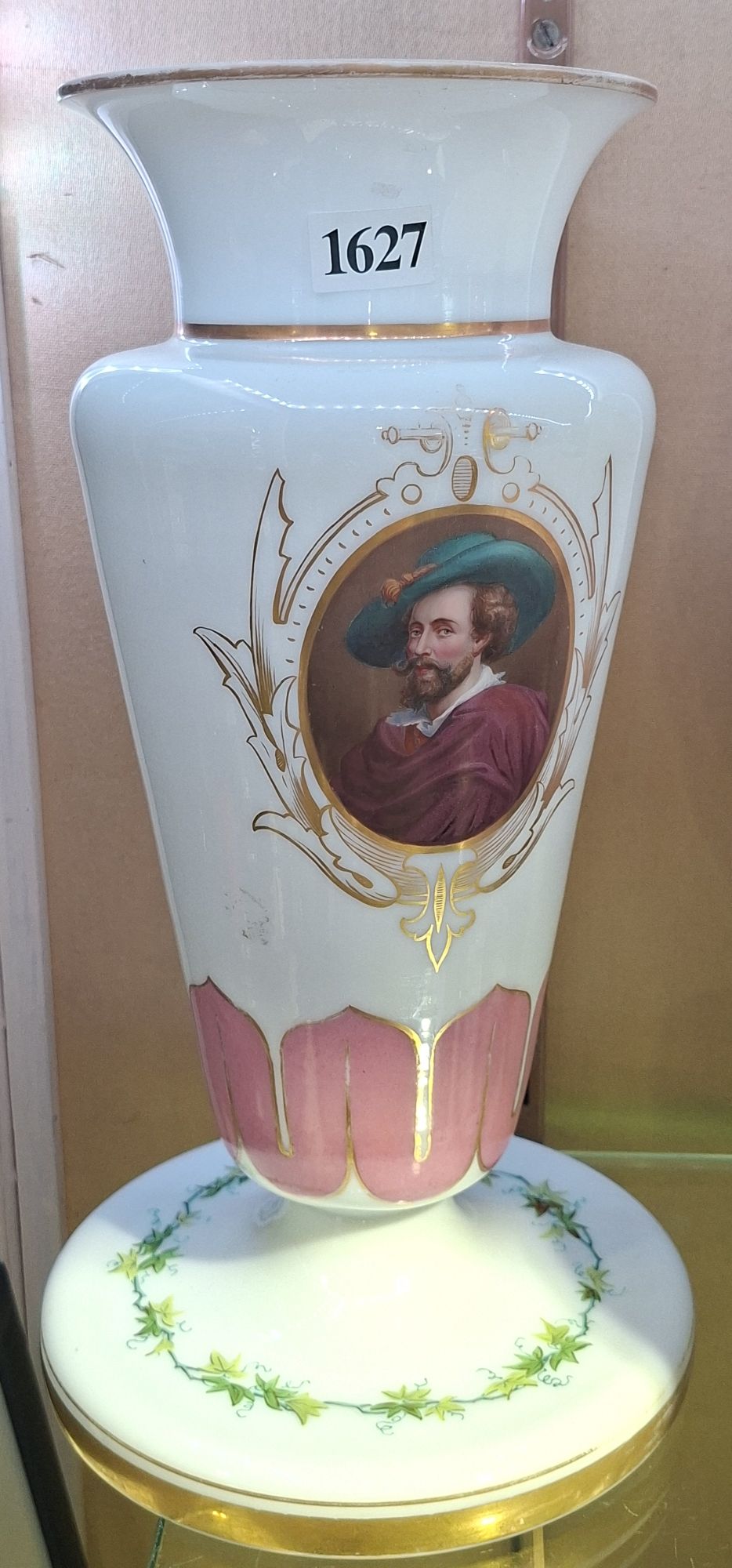 Antique Van Dyck Cameo Vase