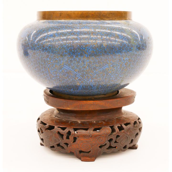 Chinese Qing Cloisonne Bowl on Stand
