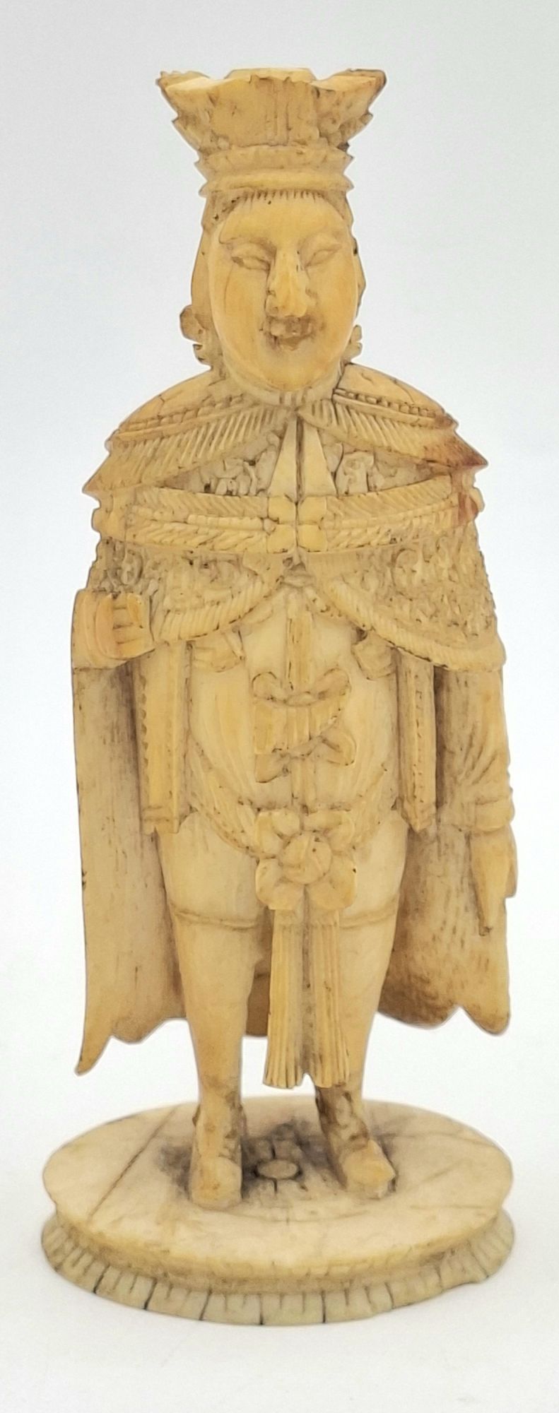 24 · CARVED CHINESE IVORY FIGURE