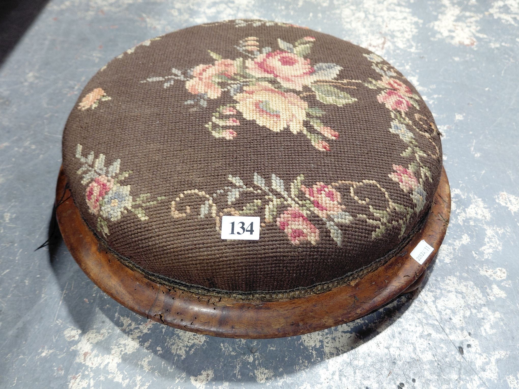 134 · TAPESTRY STOOL