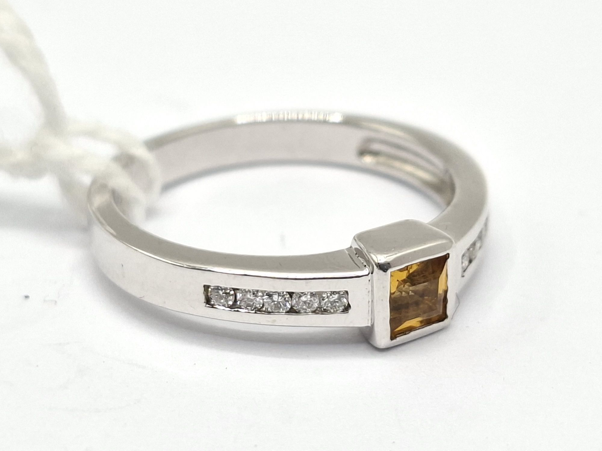 9ct Gold Citrine Diamond Ring