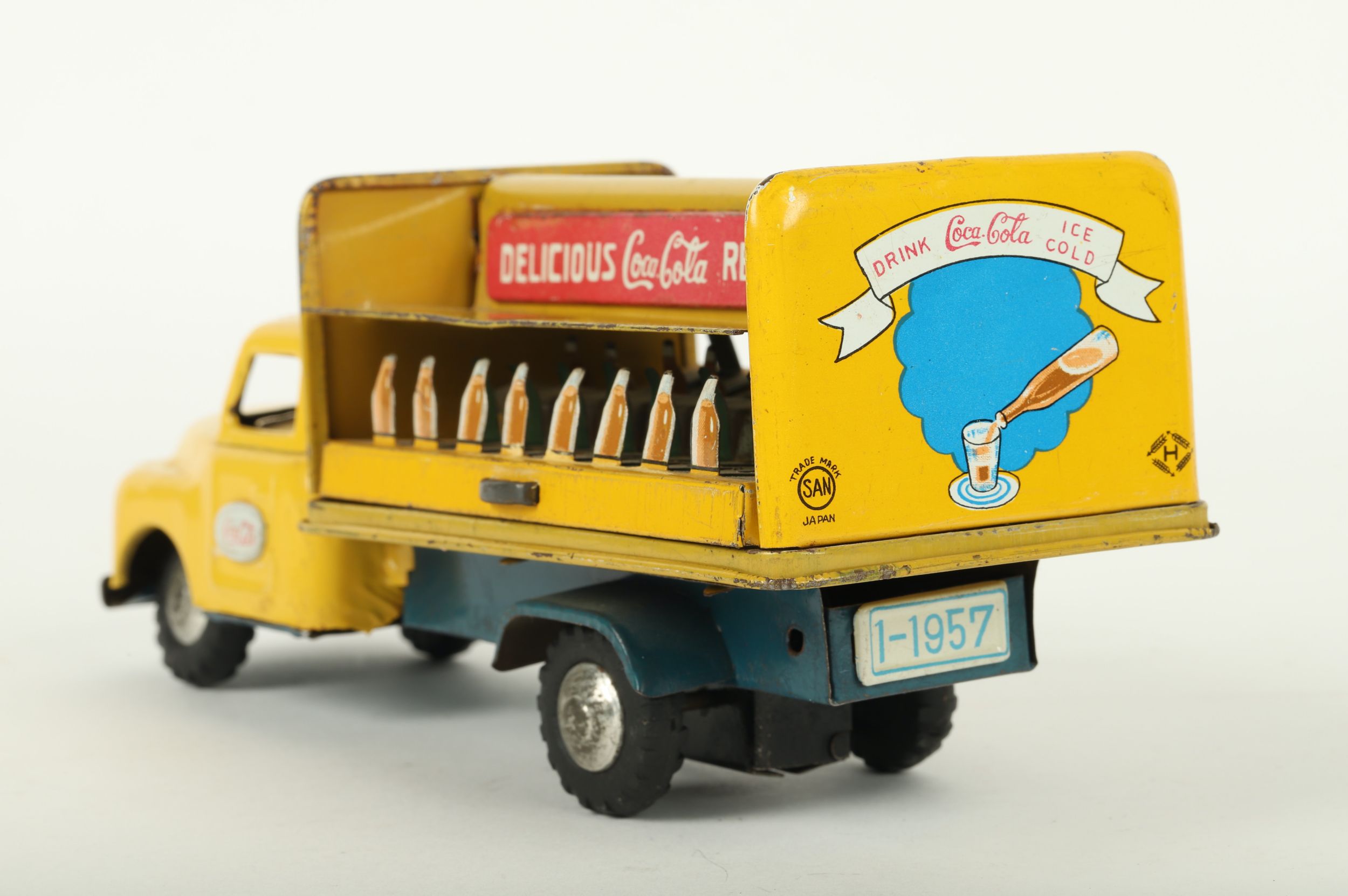 The 1925 コカコーラ DELIVERY TRUCK（Danbury Mint 1:24 1928