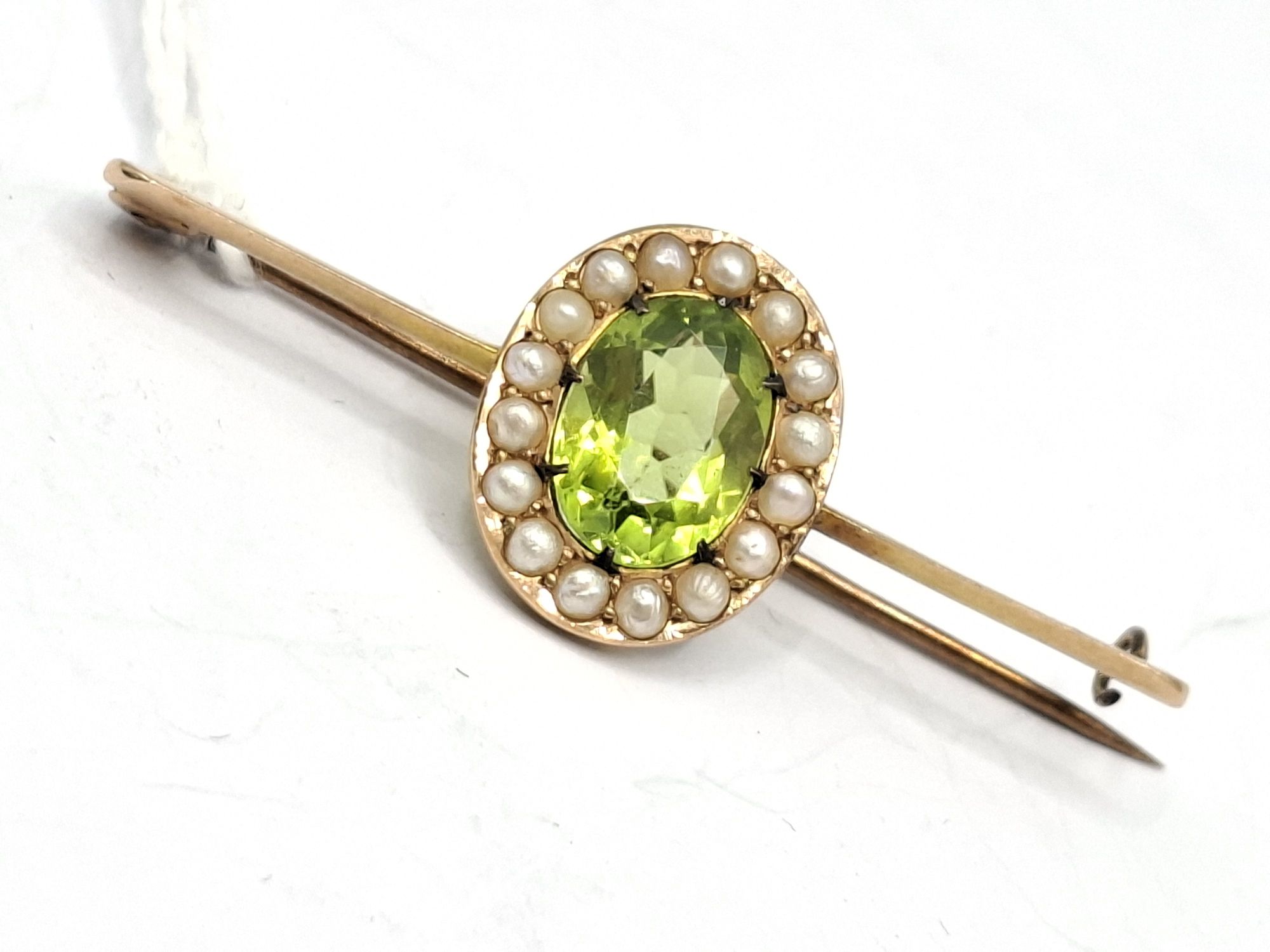 9ct Gold Peridot Seed Pearl Brooch