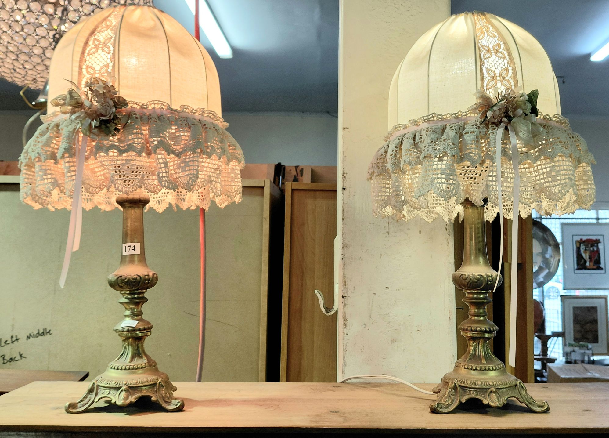 174 · PAIR OF VINTAGE BRASS ELECTRIC TABLE LAMPS