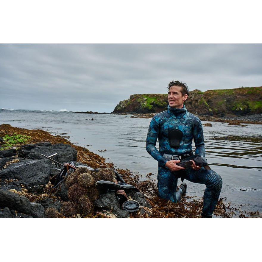 AN ONLINE CLASS WITH TOM HISHON OF KINGI