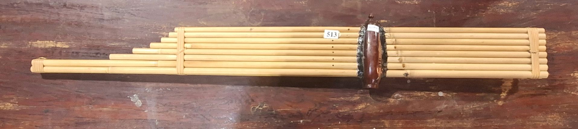 513 · S.E. ASIA TRADITIONAL MUSICAL INSTRUMENT