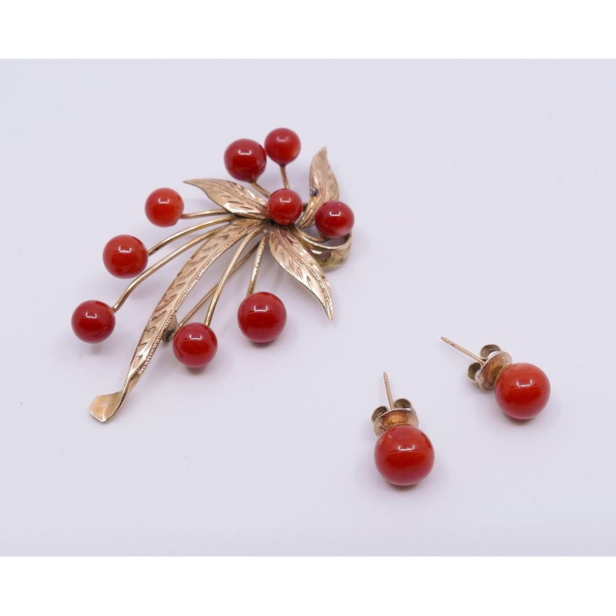 Vintage 14K Red Coral Leaf Spray Brooch & Earrings- Brooch 2.5''- 10.6g TW