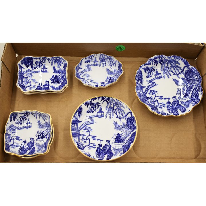 Box 8pc Royal Crown Derby ''Mikado'' Small Dishes