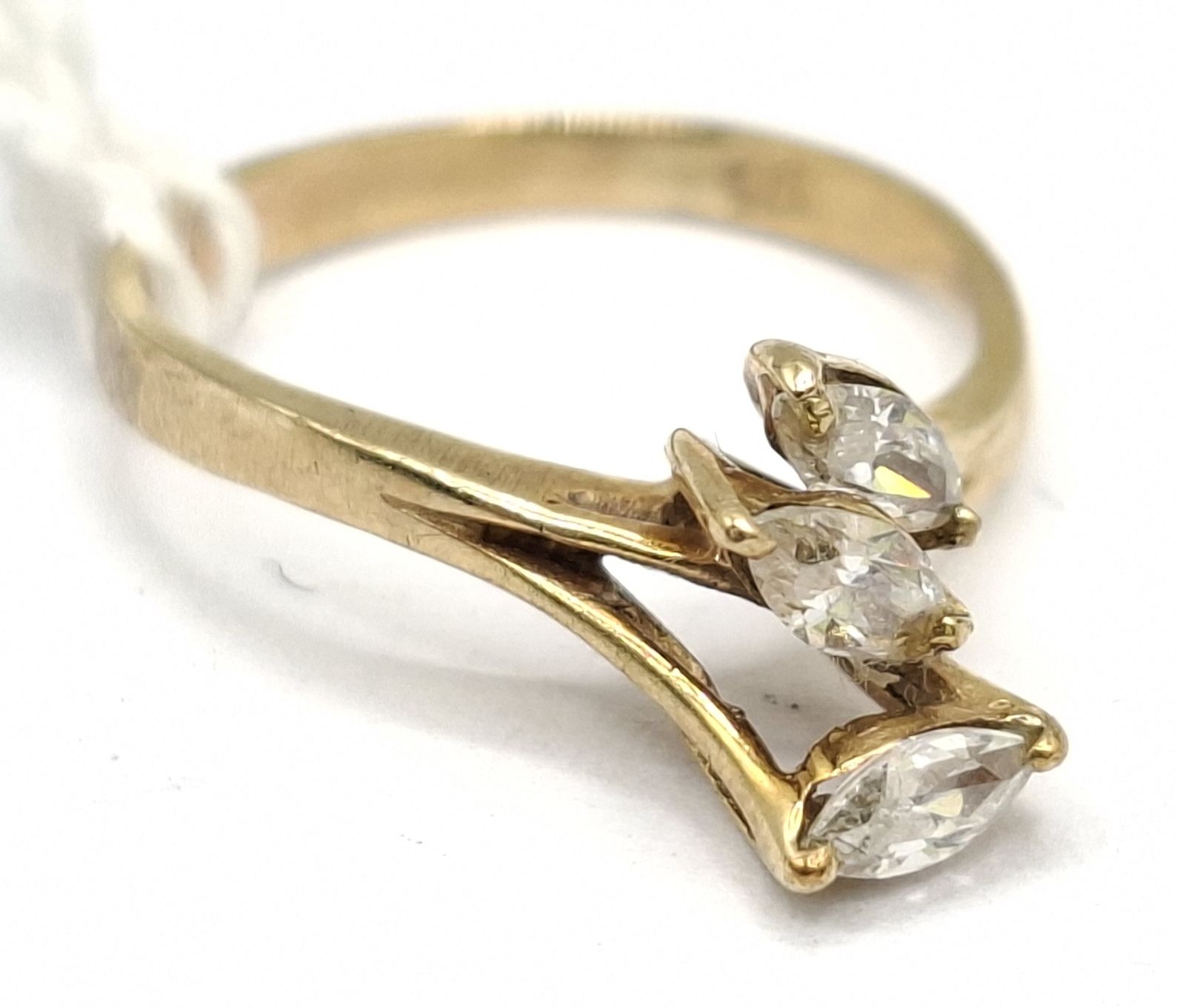 9ct Dress Ring