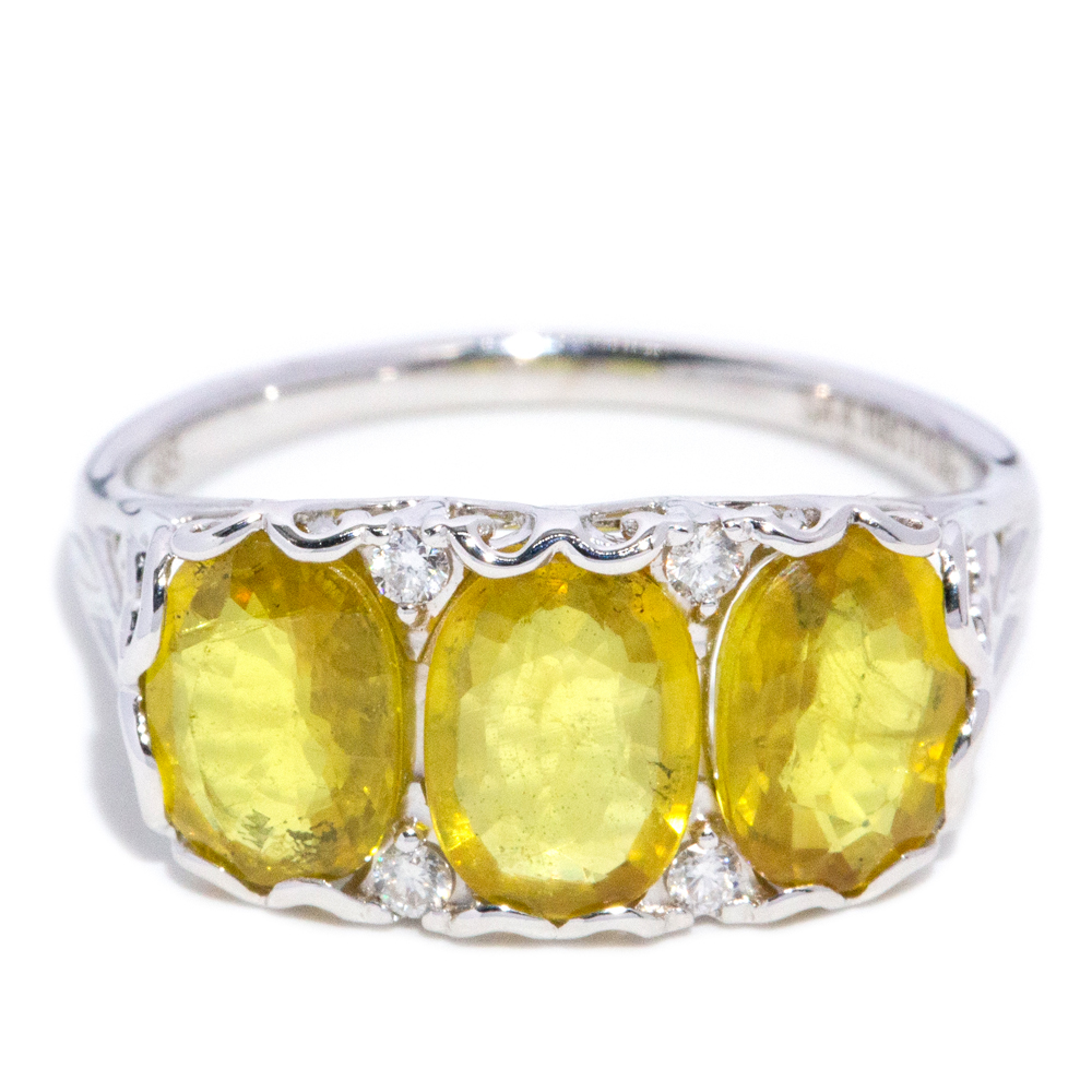 183 · Yellow Sapphire & Diamond 14ct Gold Ring
