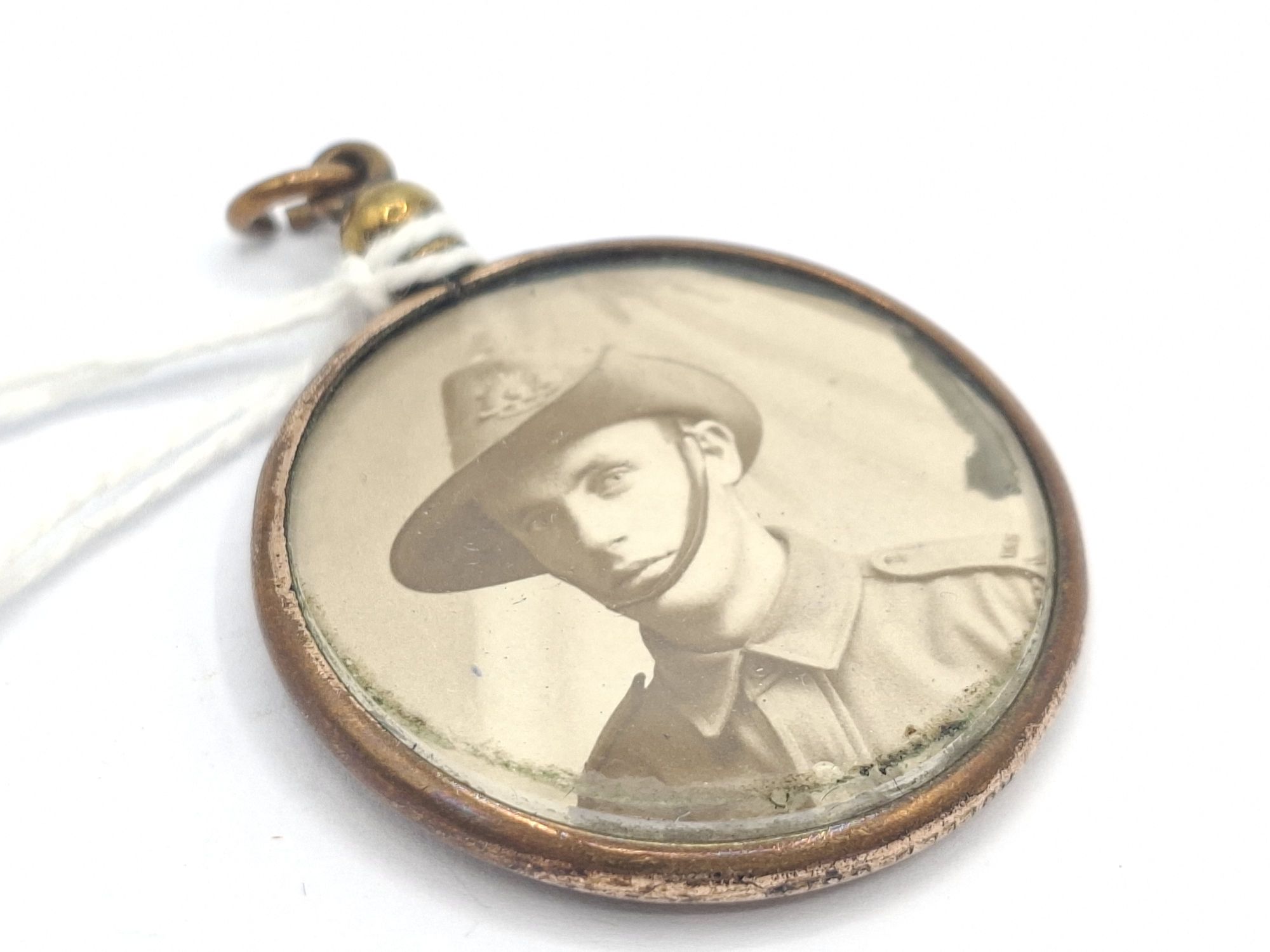 1075 · AUSTRALIAN SWEETHEART PENDANT