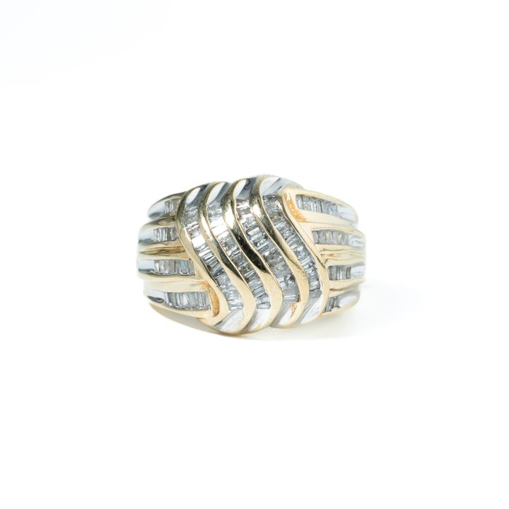 Diamond Cluster 10ct Gold Ring,