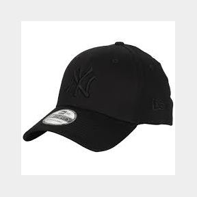 39THIRTY NEW YORK NEW ERA CAP UNI-SEX(NEEDS A WASH) - 11050/1013 BLACK MEDIUM/LARGE