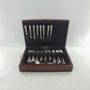 Westmoreland Sterling Silver "Enchanting Rose" Flatware 44 pc Set in Wood Chest