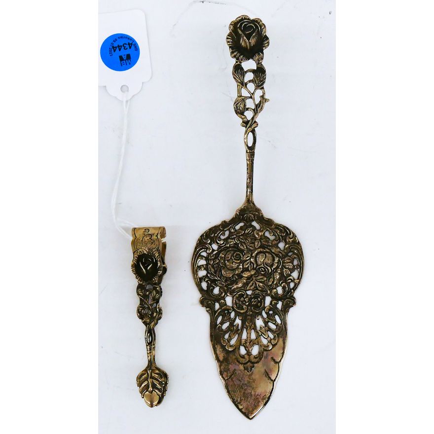 2pc Floral 800 Silver Tongs & Pie Server 58 Grams TW