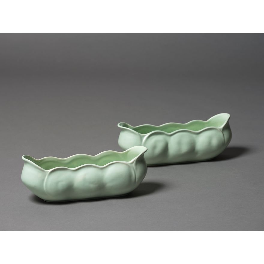 Crown Lynn Potteries, Pair of flower shaped trough vases