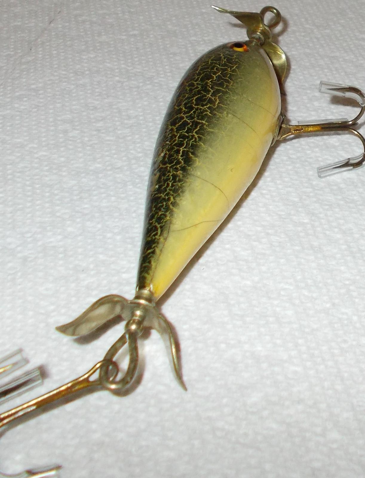 EARLY HEDDON #300 GLASS EYES L-RIG SURFACE LURE | The