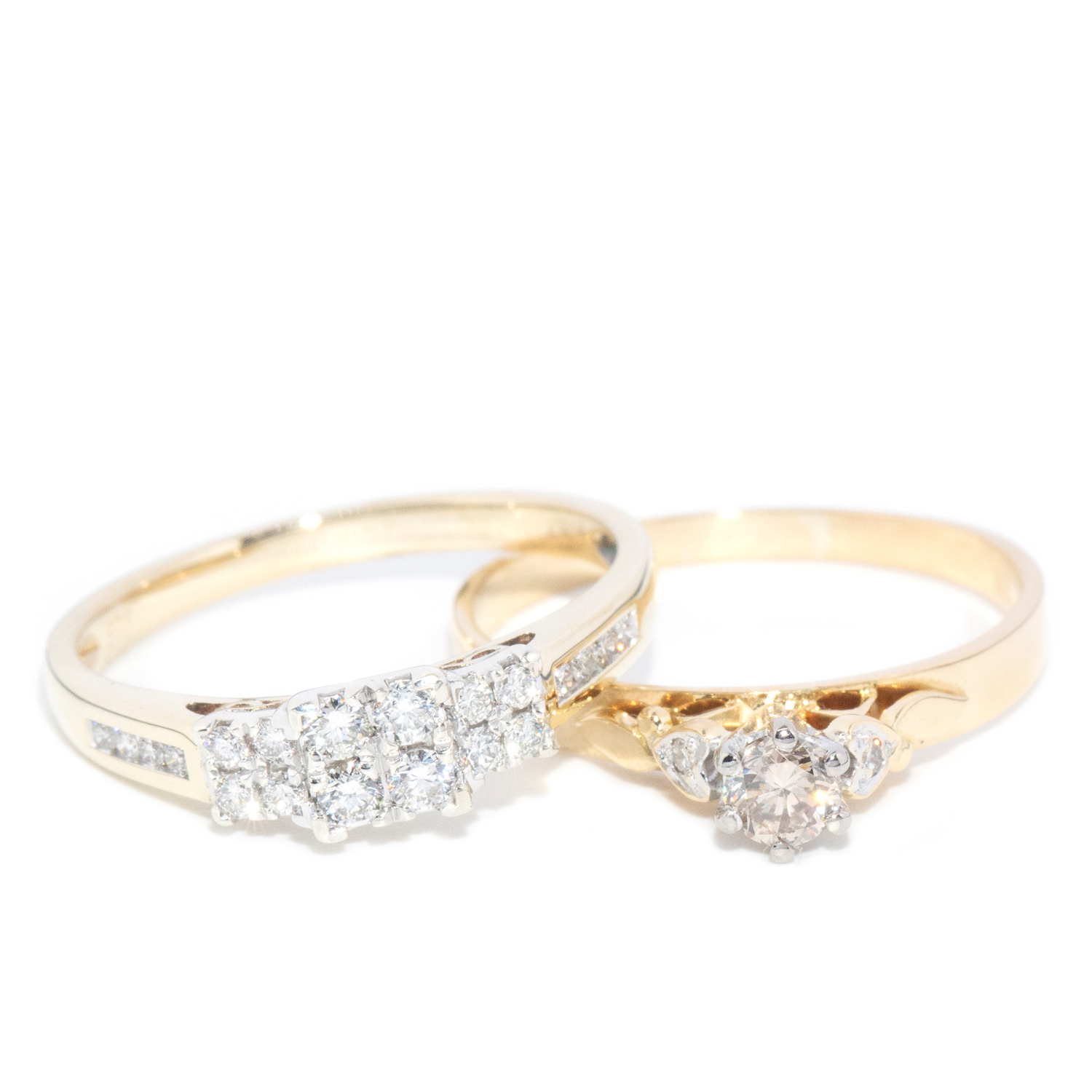 47 · Diamond Trilogy Ring in 9ct Gold & Diamond Ring in 18ct Gold
