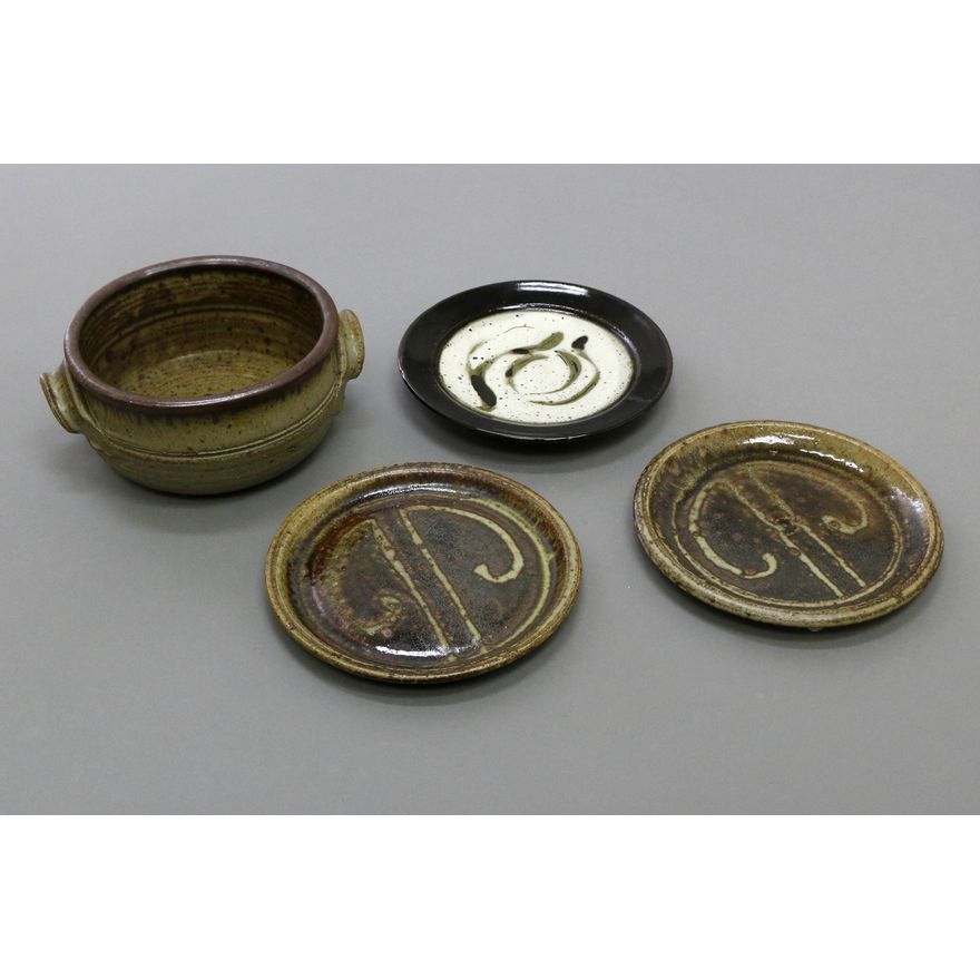New Zealand Pottery, Selection of tableware