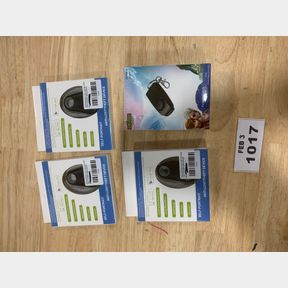 3X BLUETOOTH 4.0 ANTI LOST KEY ALARM KEY FINDER & 1X FROZEN PERSONAL ALARM