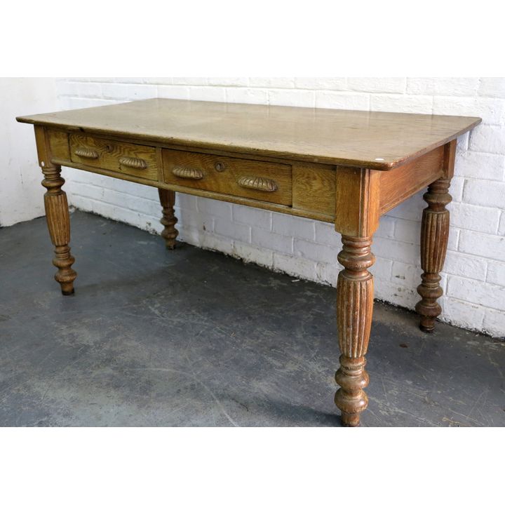 OAK DESK