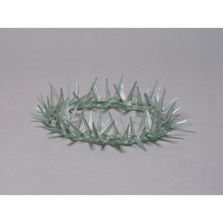 Evelyn Dunstan 'Crown of Thorns'